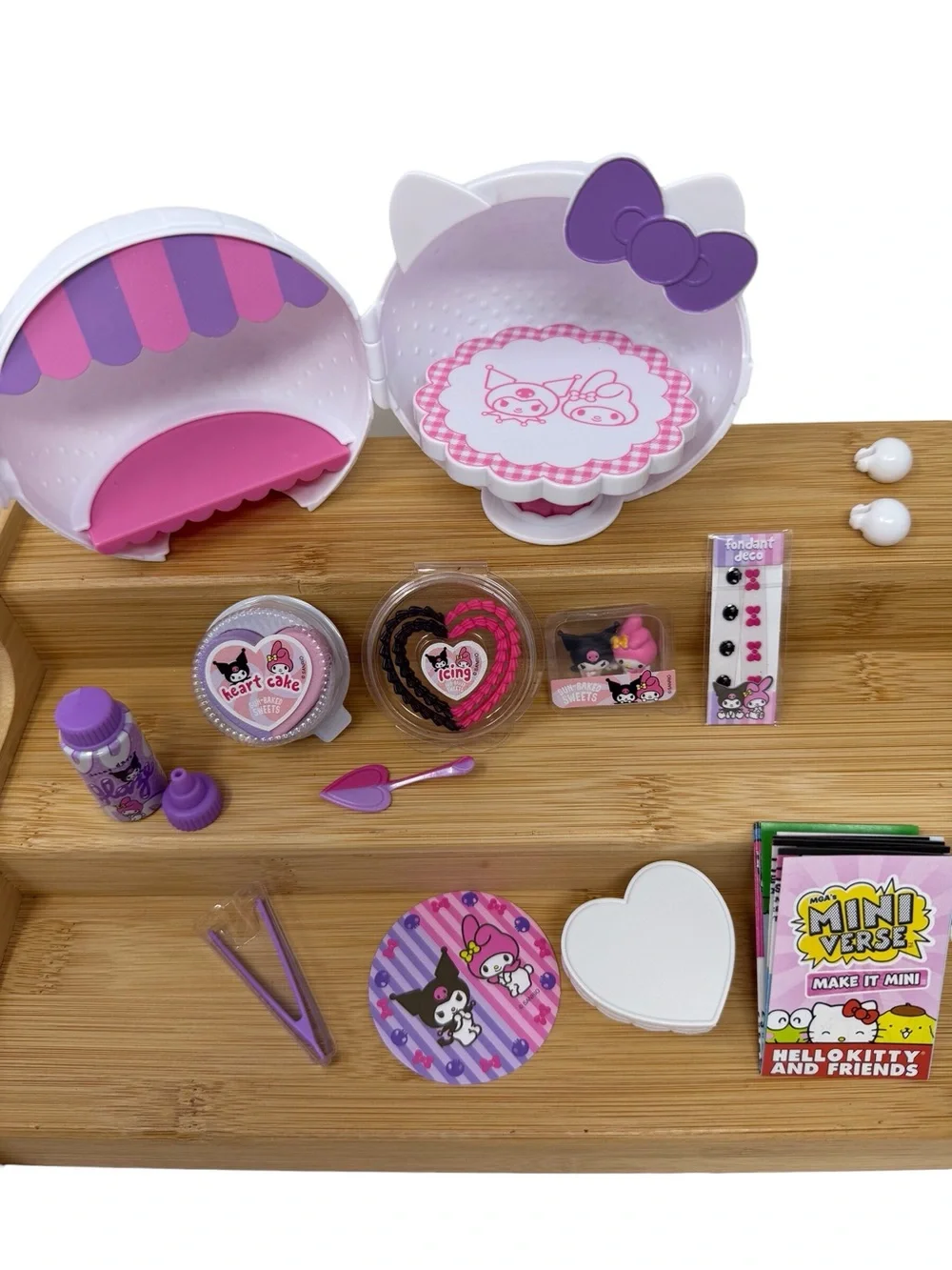 Mini Verse Make it Mini Hello Kitty Kuromi/My Melody Birthday Cake new open ball
